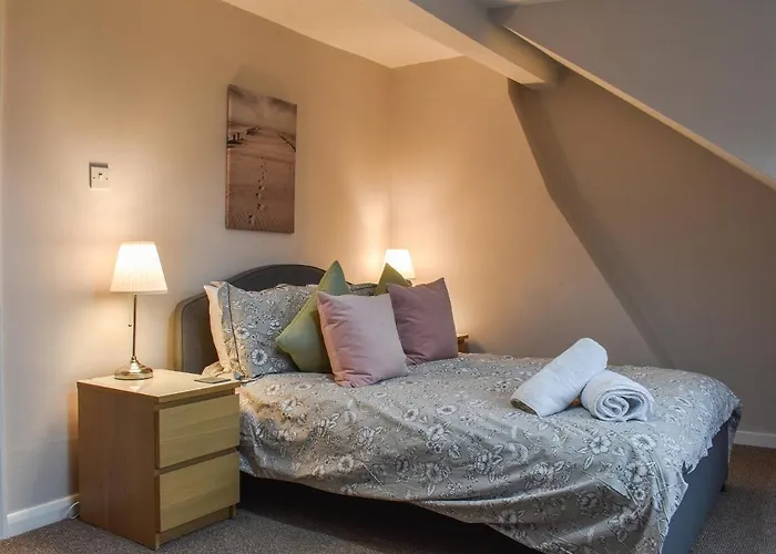 Sunset House Hotel *